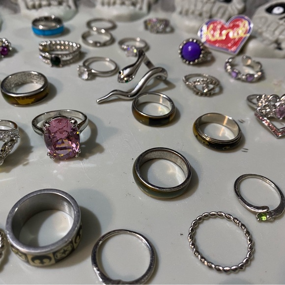 Rings - Picture 7 of 7